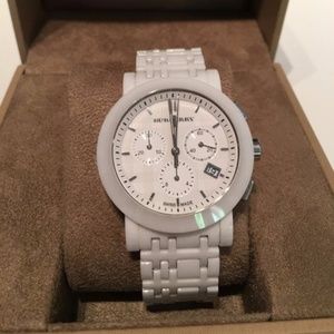 Burberry BU1770 White Ceramic Chronograph Watch